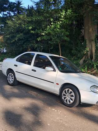 FORD MONDEO 2.0 CLX SW 16V GASOLINA 4P MANUAL FORD MONDEO 2.0 CLX SW 16V GASOLINA 4P MANUAL